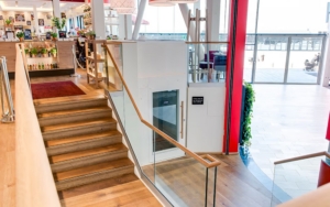 Commercial Platform Lift Cibes Primo Restaurant 1280x960 1 1