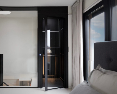Cibes Air Elevator In Luxurious Home